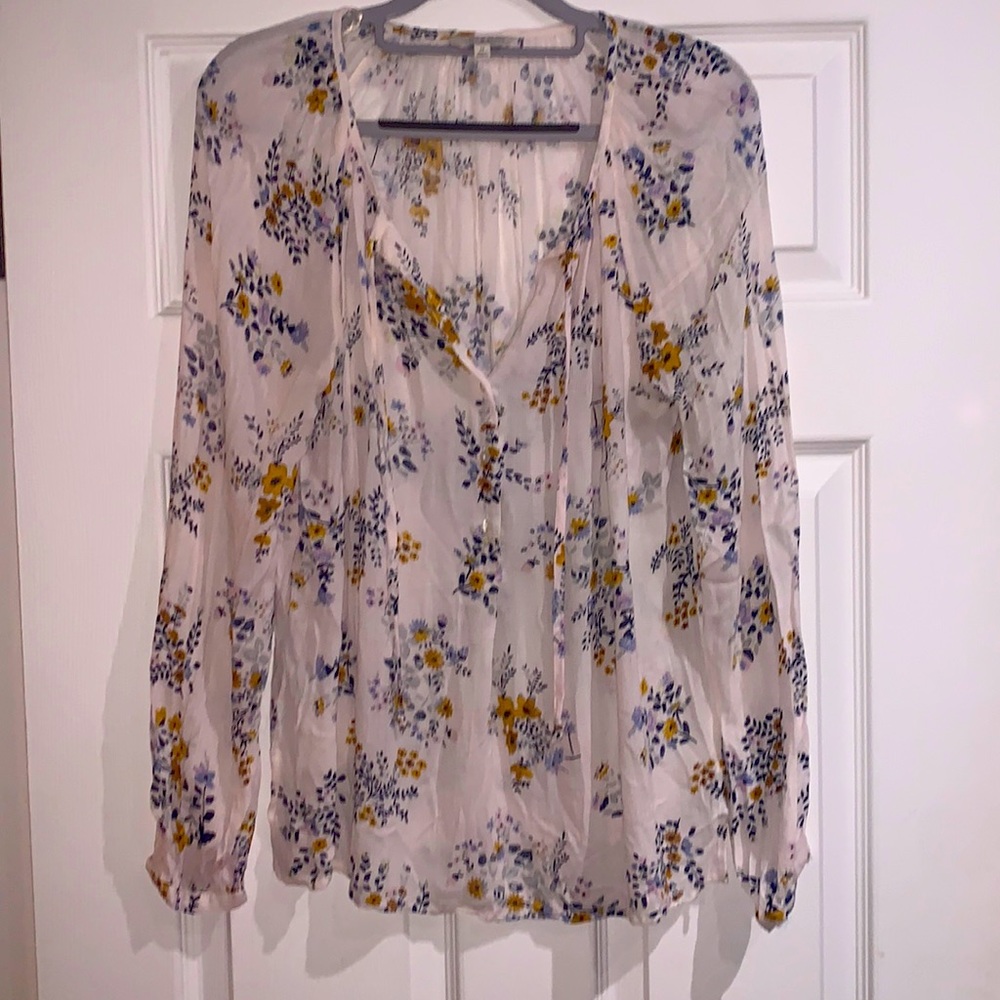 Lucky Brand sheer floral top 🤍💐🤍💐🤍